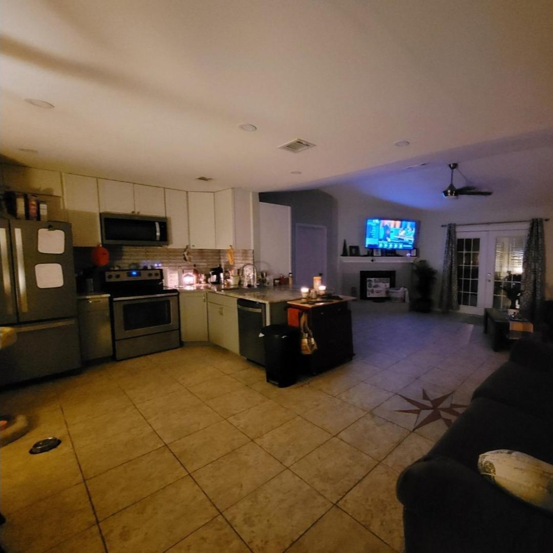 Bedroom Four Minutes From Beach ペンサコーラ エクステリア 写真