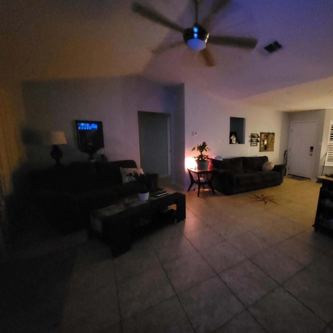 Bedroom Four Minutes From Beach ペンサコーラ エクステリア 写真